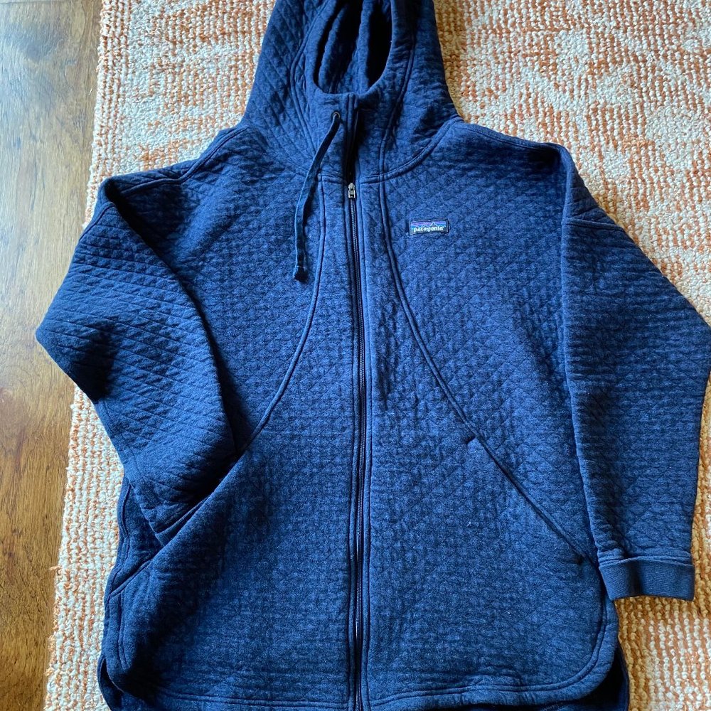 Patagonia quilted hoodie